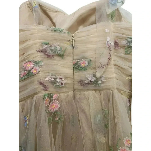 Lavetir Yellow Sleeveless Floral Embroidered Tulle Mini Dress forget me not - Picture 4 of 12